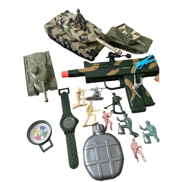 Lot of Army Military Tanks Men Compass Protective Vest Machine G*n Play Toys - Picture 2 of 3